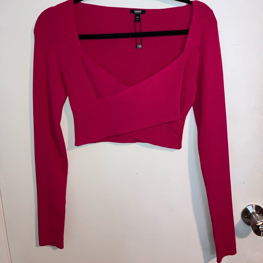 Express | Criss Cross Neckline Body Contour Top